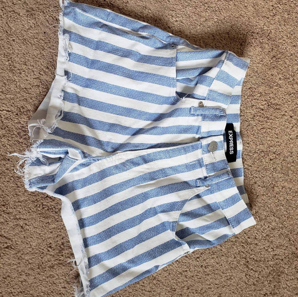 NWOT Express striped shorts